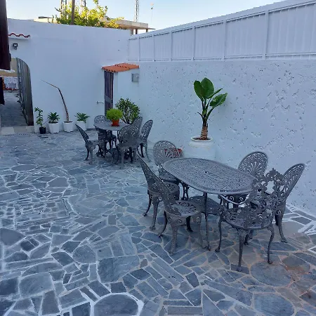 Hotel Casa 563 With Indoor Bathroom And Small Kitchen